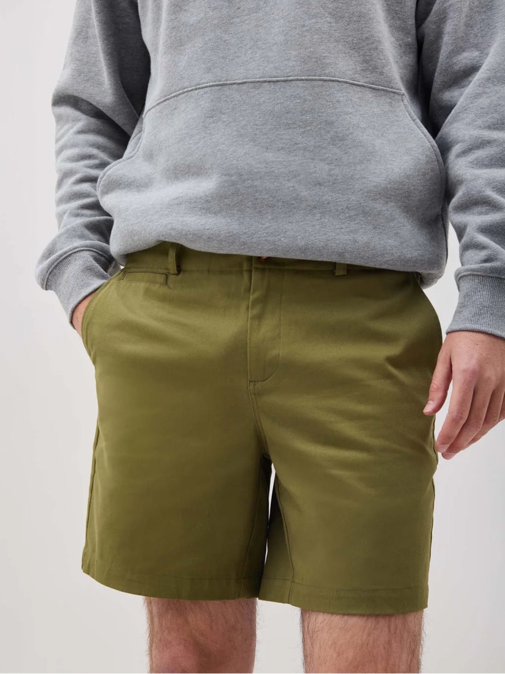 NWT Richer Poorer Stretch Twill Short in Olive Army - Size 32